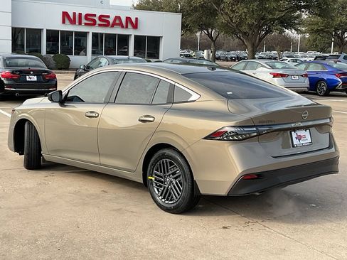 New 2026 Nissan Sentra SV w/ SV Convenience Package FWD image 7