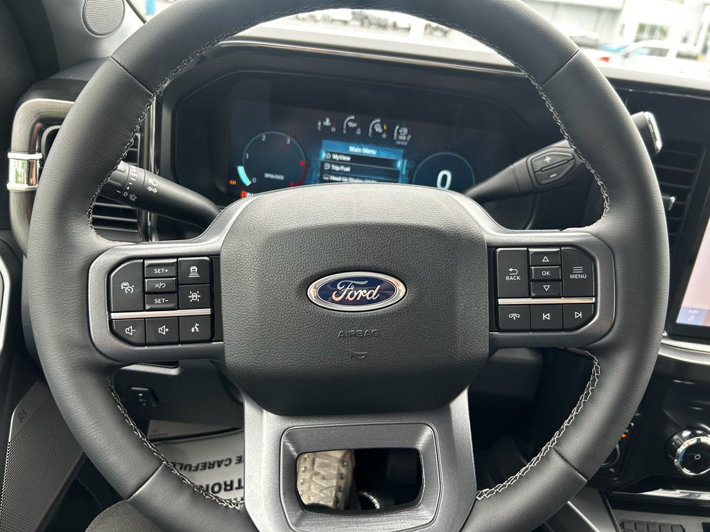 New 2026 Ford F350 Lariat w/ Black Appearance Package AWD/4WD image 13