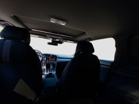 Used 2020 Honda Civic EX image 22