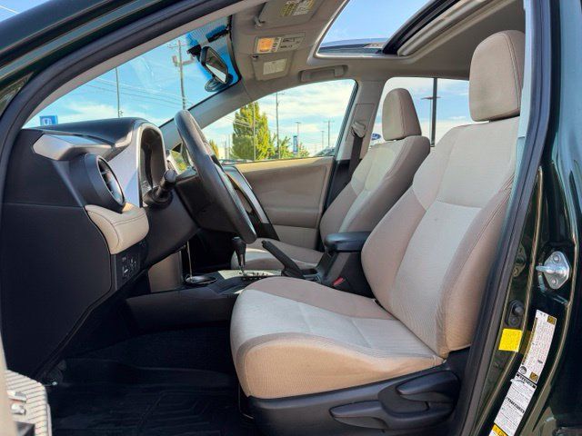 Used 2013 Toyota RAV4 XLE AWD/4WD image 2