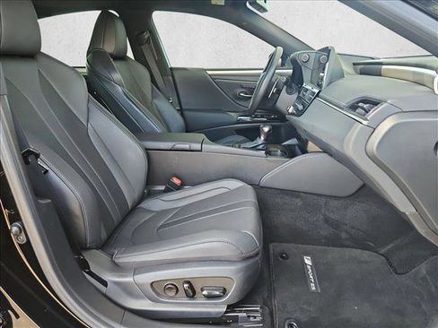 Used 2023 Lexus ES 350 F Sport w/ Accessory Package (Z2) image 22