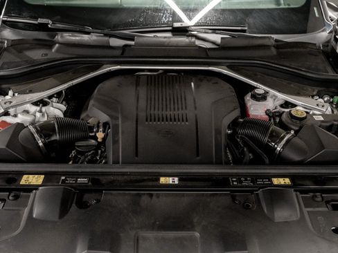 Used 2024 Land Rover Range Rover Autobiography AWD/4WD image 11