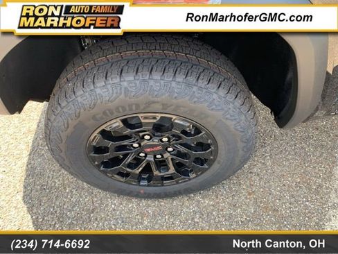 New 2026 GMC Canyon Elevation w/ Convenience Package AWD/4WD image 11
