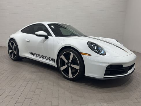 Used 2026 Porsche 911 Carrera RWD image 2