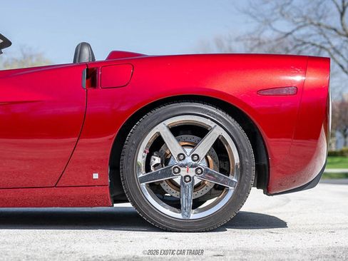 Used 2007 Chevrolet Corvette Convertible w/ Preferred Equipment Group RWD image 5