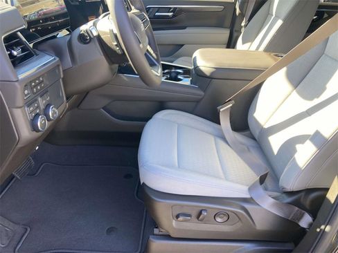 New 2026 Chevrolet Tahoe LS image 17