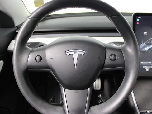 Used 2019 Tesla Model 3 Standard Range Plus RWD image 12