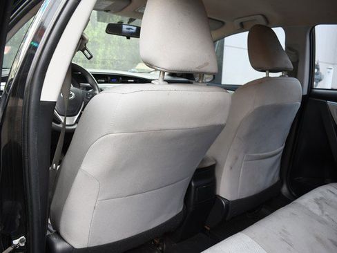 Used 2016 Toyota Corolla LE image 21