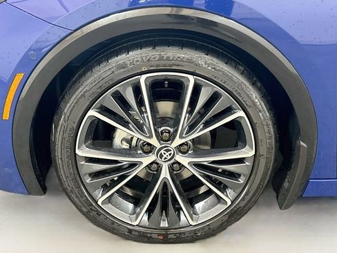 New 2026 Toyota Prius Limited w/ Limited Premium Package FWD image 29