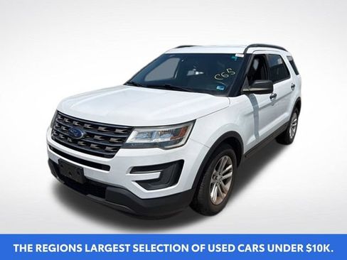 Used 2015 Ford Explorer XLT w/ Equipment Group 202A AWD/4WD image 4