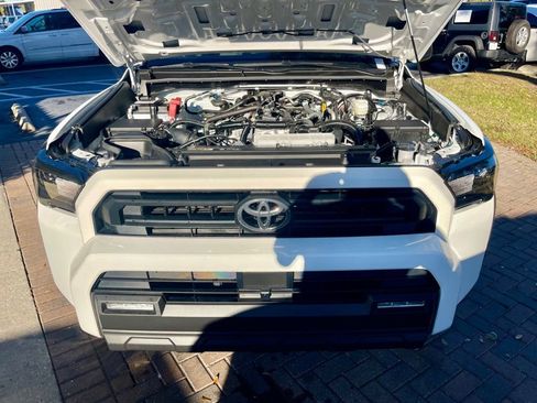 Used 2025 Toyota 4Runner SR5 image 17