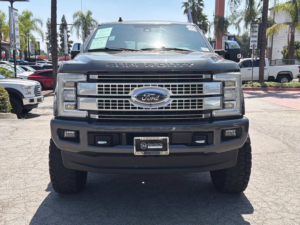 Used 2019 Ford F250 Platinum w/ Platinum Ultimate Package AWD/4WD image 4