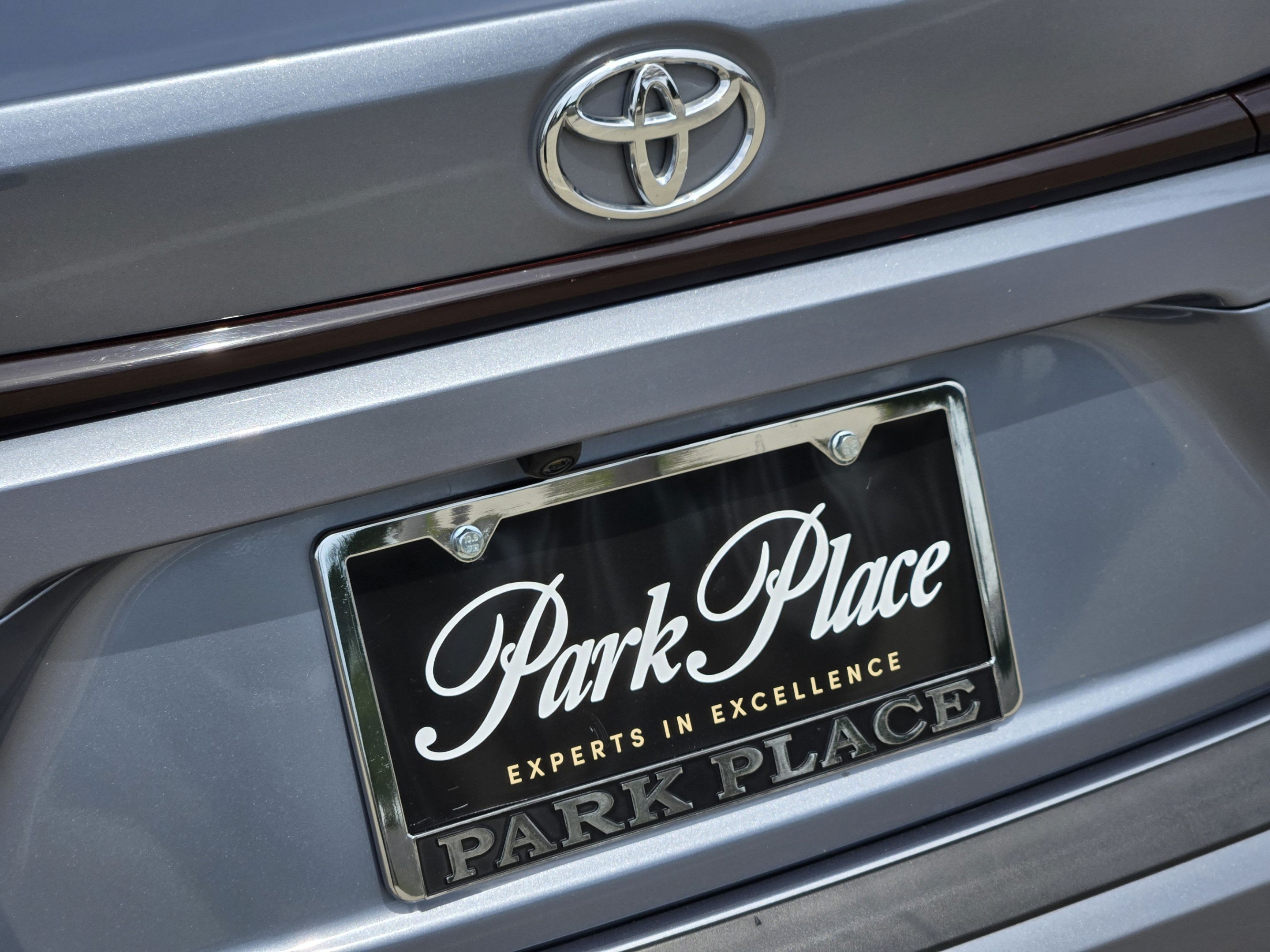 Used 2020 Toyota Corolla XLE FWD image 39