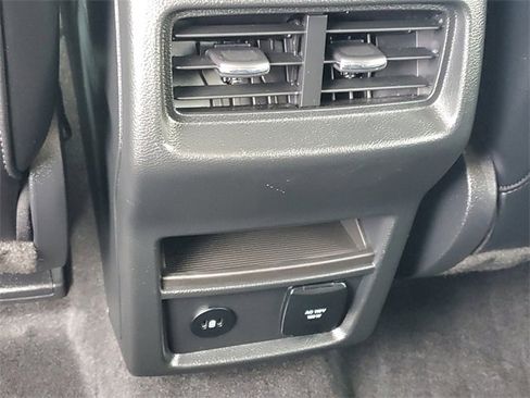 Certified 2024 Ford Edge SEL w/ Convenience Package image 31