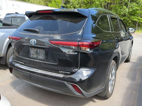 Used 2023 Toyota Highlander Limited AWD/4WD image 7