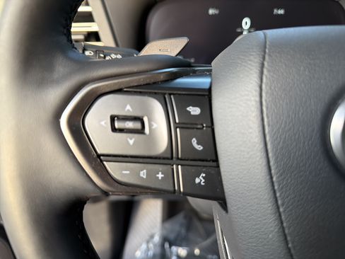 Certified 2024 Lexus GX 550 w/ Cold Area Package AWD/4WD image 19