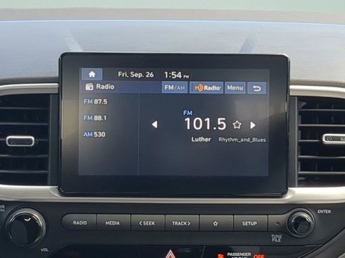New 2026 Hyundai Venue SEL FWD image 18