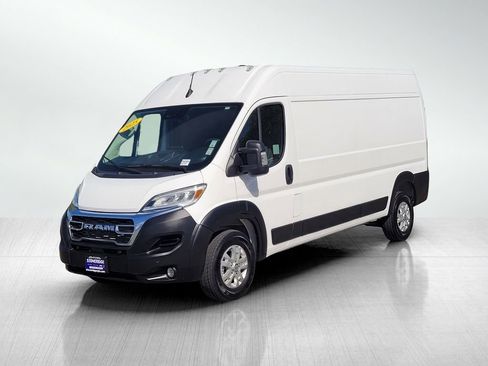 Used 2025 RAM ProMaster 3500 w/ Quick Order Package 22H SLT+ FWD image 8