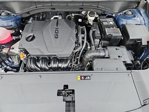 Certified 2025 Kia Sorento S w/ Panoramic Sunroof Package image 31