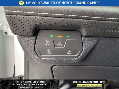 New 2026 Volkswagen Atlas SE image 16