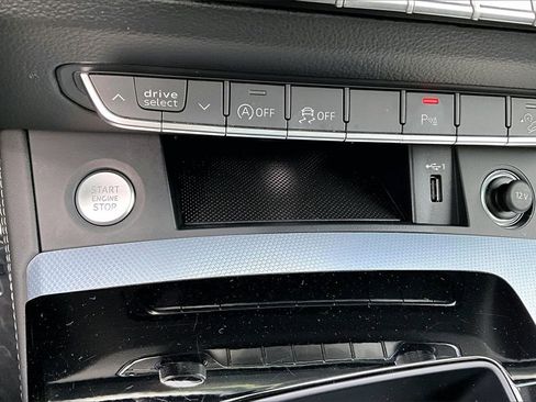 Used 2025 Audi Q5 2.0T Premium Plus w/ Premium Plus Package image 15