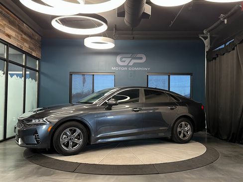 Used 2022 Kia K5 LXS image 7