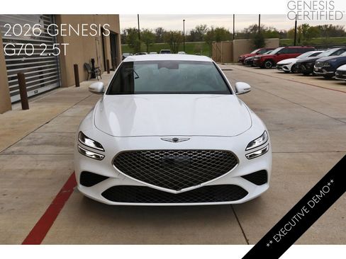 Used 2026 Genesis G70 2.5T RWD image 3