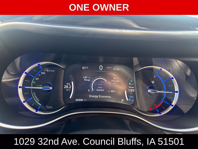 Used 2023 Chrysler Pacifica Limited FWD image 19