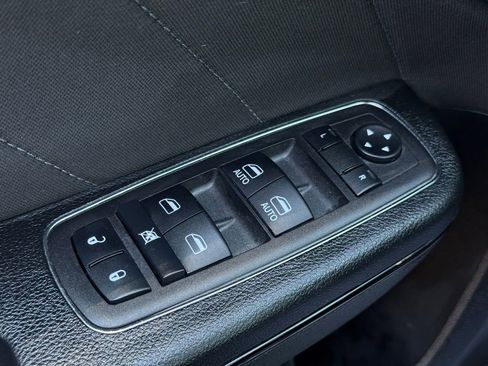 Used 2023 Dodge Charger SXT w/ Blacktop Package image 20