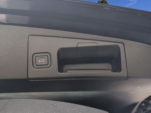 Used 2024 Cadillac XT5 Luxury w/ LPO, Floor Liner Package FWD image 27