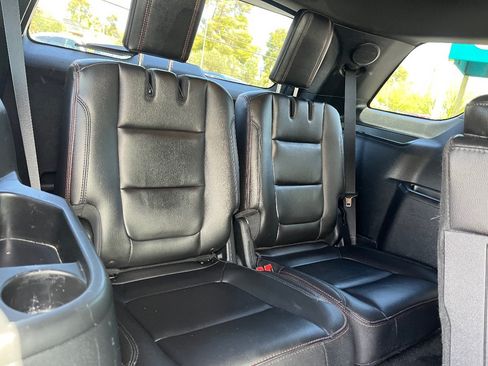 Used 2018 Ford Explorer Sport AWD/4WD image 35