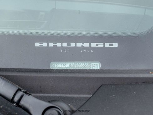 Used 2023 Ford Bronco Outer Banks AWD/4WD image 39