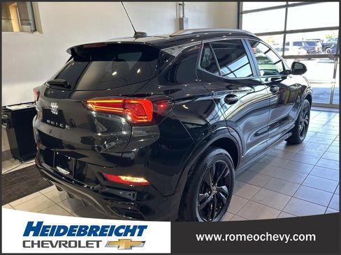Used 2025 Buick Encore GX Sport Touring FWD image 4