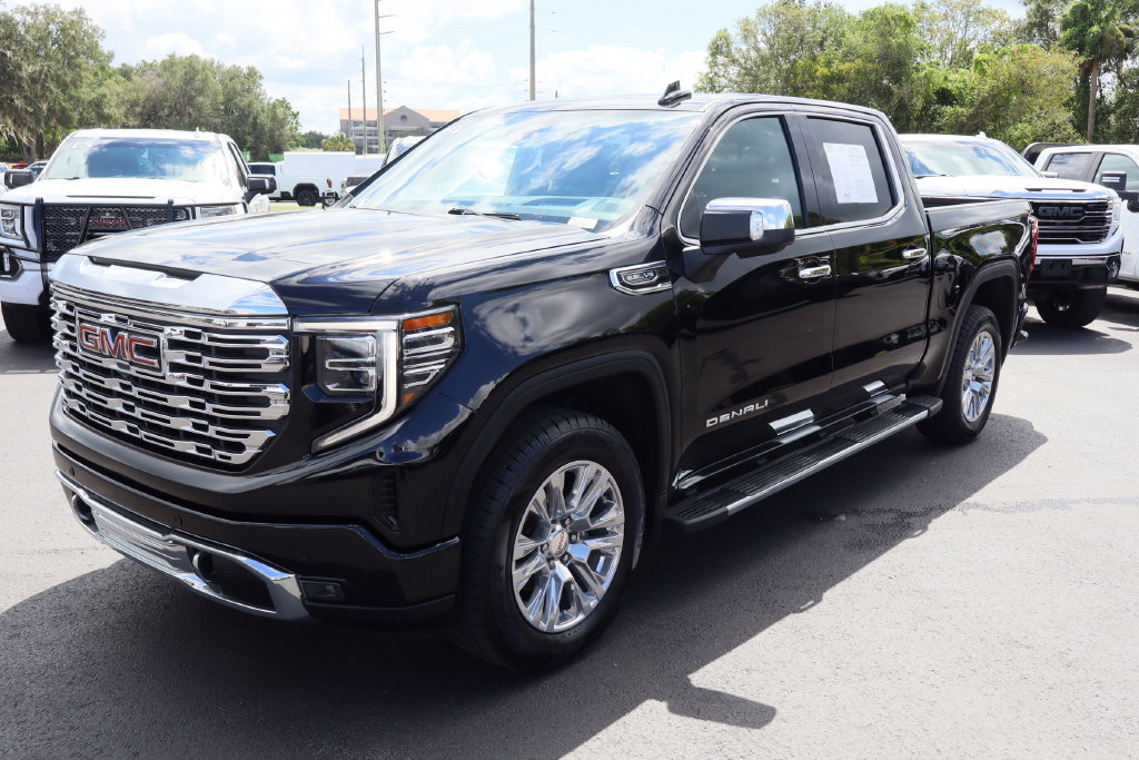 Certified 2023 GMC Sierra 1500 Denali w/ Technology Package AWD/4WD image 5
