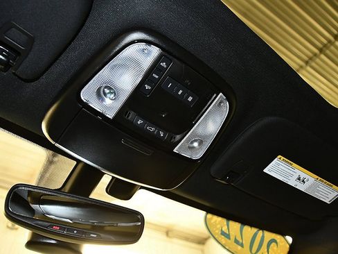 Used 2022 Dodge Durango R/T w/ Blacktop Package image 24