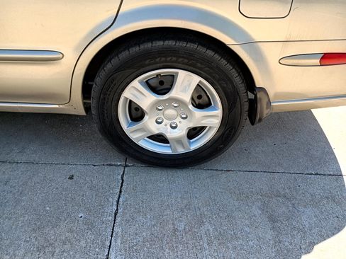 Used 2000 Nissan Maxima GLE image 39