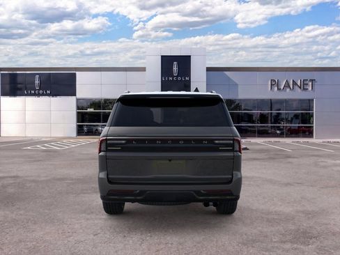 New 2026 Lincoln Navigator Black Label w/ Black Label Special Edition AWD/4WD image 5
