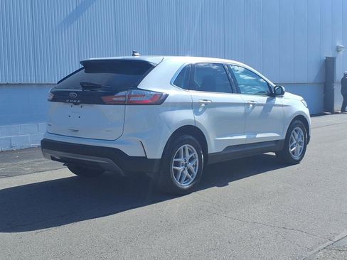 Certified 2022 Ford Edge SEL w/ Convenience Package image 6