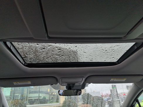 Used 2018 Honda Odyssey EX-L image 18