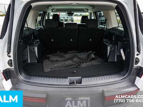 Used 2025 Hyundai Santa Fe SE FWD image 25