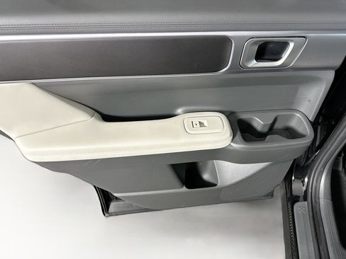 Used 2025 Hyundai Santa Fe SEL image 25