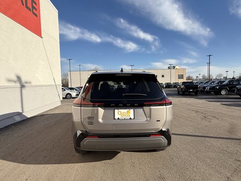 New 2026 Toyota RAV4 SE image 4