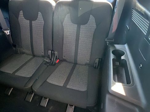 Used 2022 Kia Sorento LX image 31