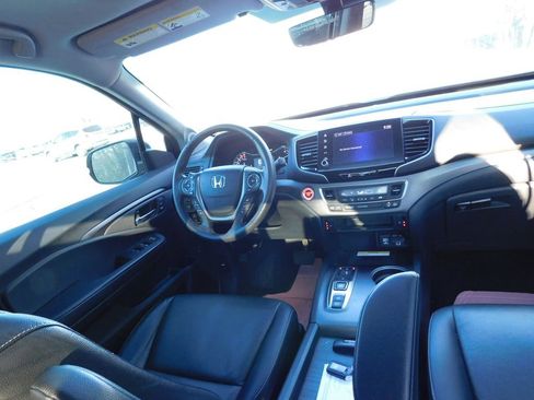 Used 2022 Honda Ridgeline RTL-E image 3