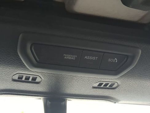 Used 2022 Jeep Gladiator Willys image 21