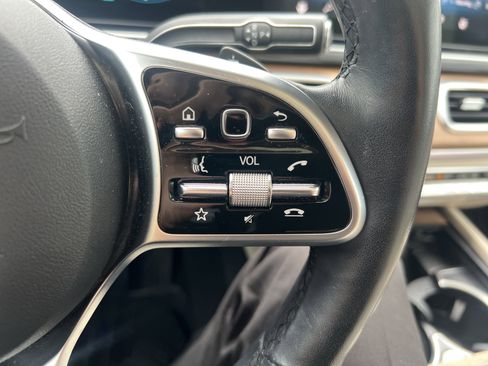 Certified 2023 Mercedes-Benz GLS 450 4MATIC image 20