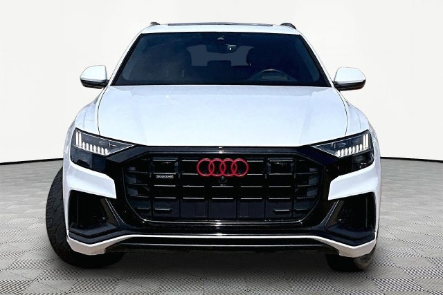 Used 2021 Audi Q8 Prestige AWD/4WD image 3