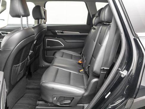 Used 2021 Kia Telluride LX image 30