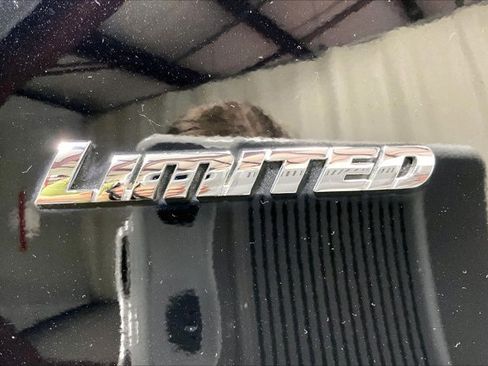 Used 2021 Toyota 4Runner Limited AWD/4WD image 8