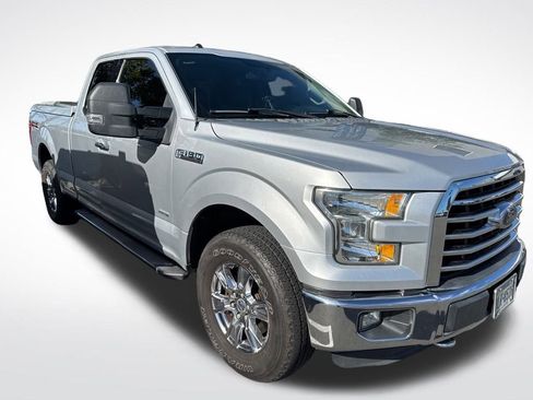 Used 2016 Ford F150 XLT w/ Equipment Group 302A Luxury image 4